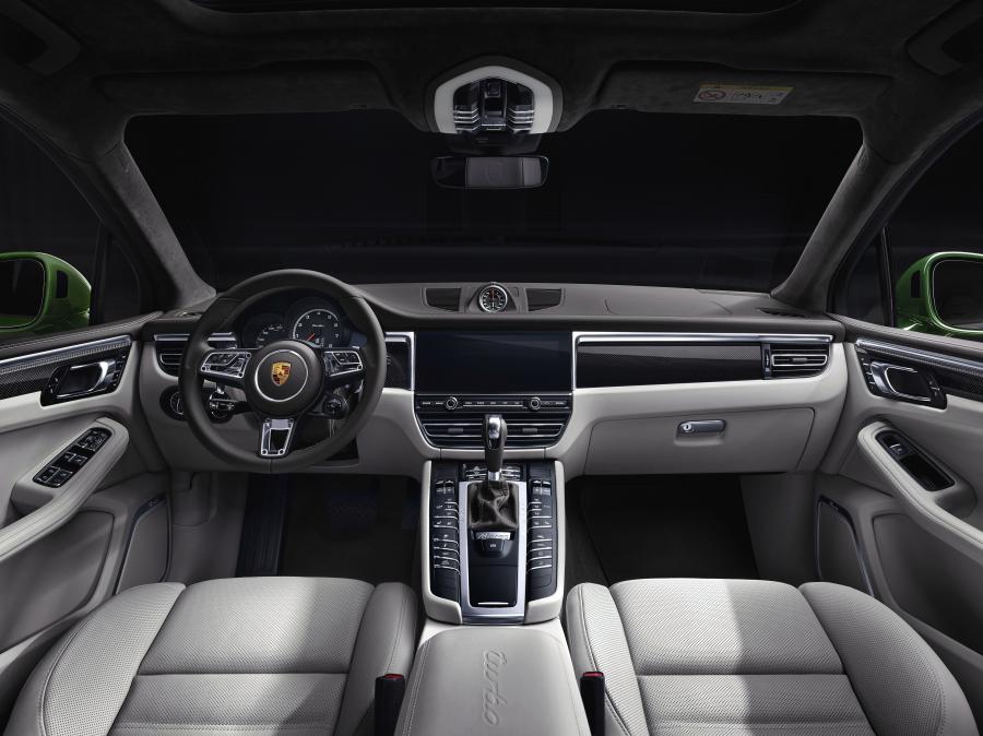 Торпедо Porsche Macan Turbo (95B) 2019 года  (WW) (фото 4 из 45)